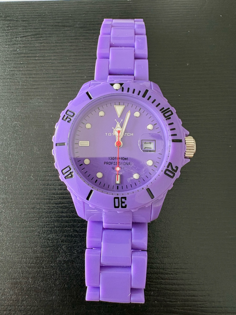 Purple Silicone Dive-Style women’s Watch by ToyWatch